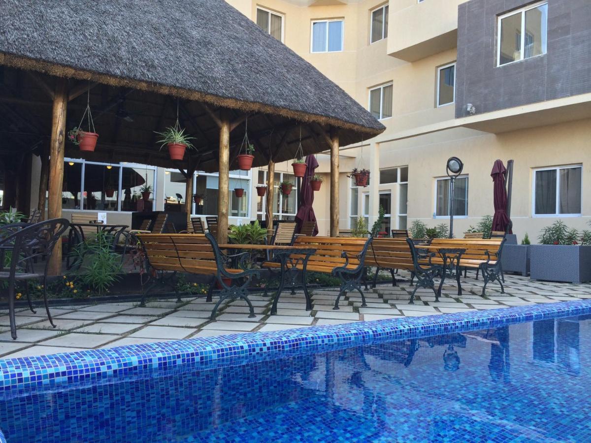 Tulip Inn จูบา ภายนอก รูปภาพ